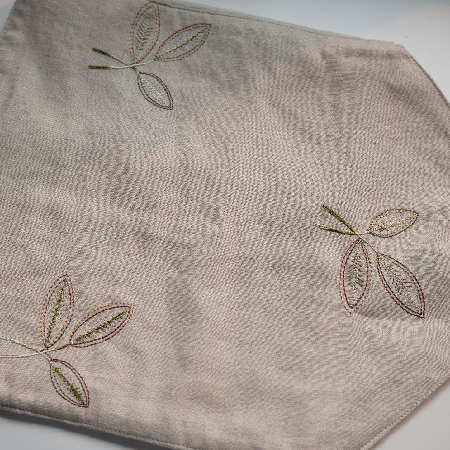Linen Leaf - Handmade Cotton Paintbrush Roll